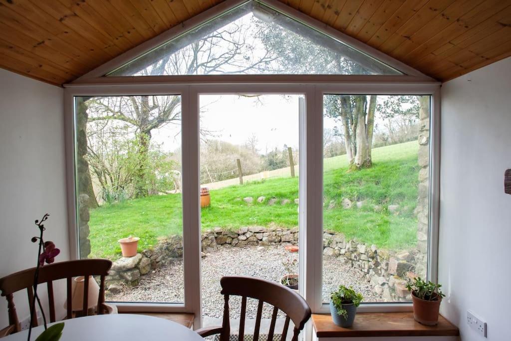 Stunning Barn Conversion On A Family Run Farm Llanfynydd Exterior photo